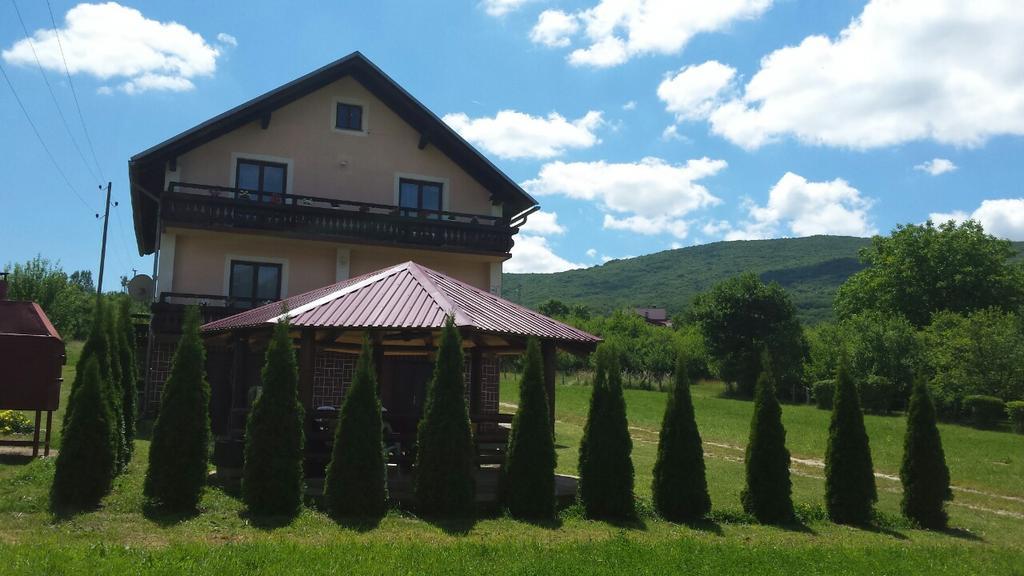 Hotel Jelena Korenica Exterior foto